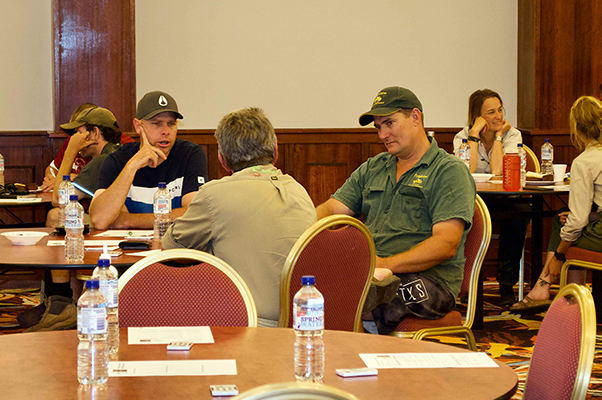 Banana growers Kris Horsford and Gavin Eilers at Innisfail roadshow